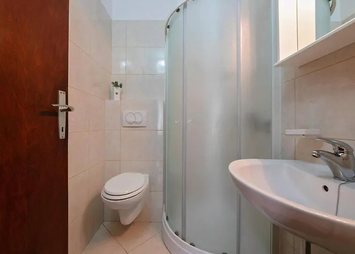 アパート Sunset 2 ポレッチ